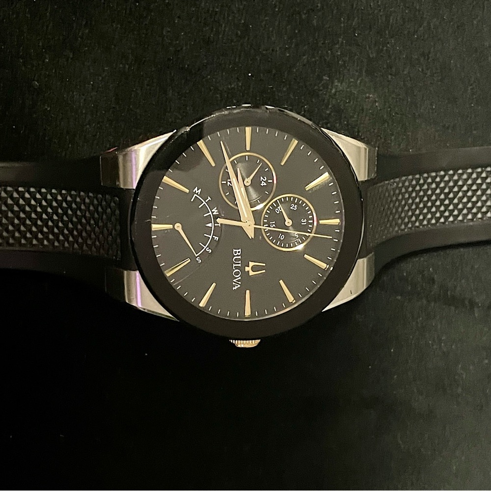 BULOVA Futuro 98C138 Mens Watch